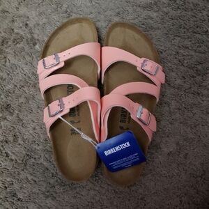 NWT Light Pink Birkenstock Sandals Size 38 (Womens 7/8)